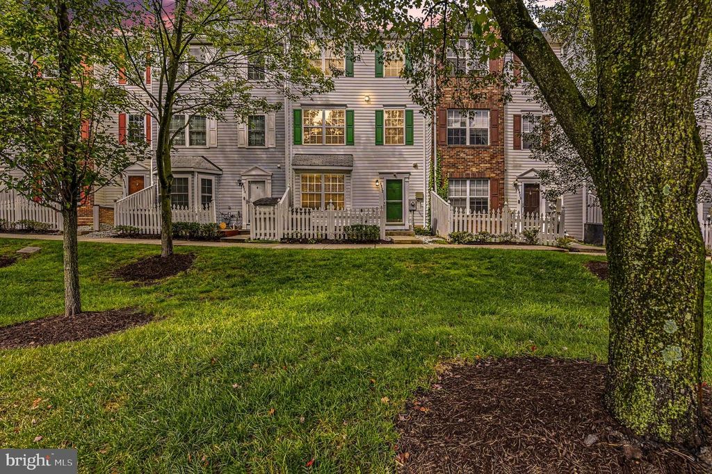 8922 MALLARD CT, Columbia, MD 21045