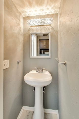 470 Ziegler Drive, Grayslake, IL 60030