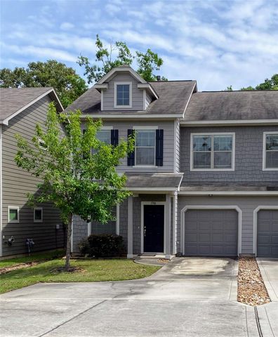 35 Woodland Hills Drive B, Conroe, TX 77303