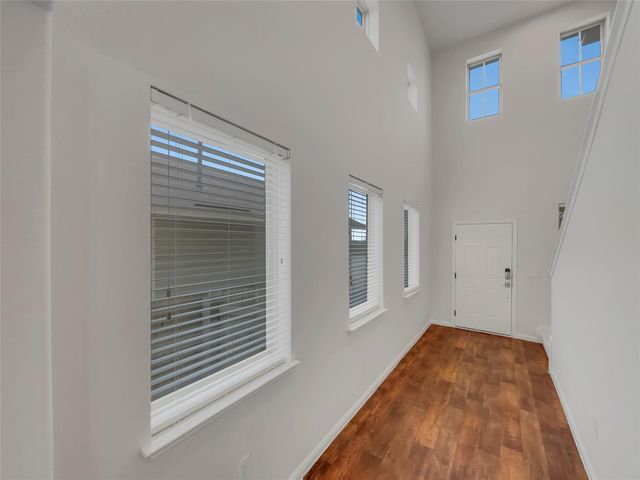 717 Twisted Oaks LN, Buda, TX 78610