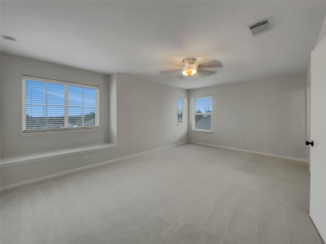 717 Twisted Oaks LN, Buda, TX 78610