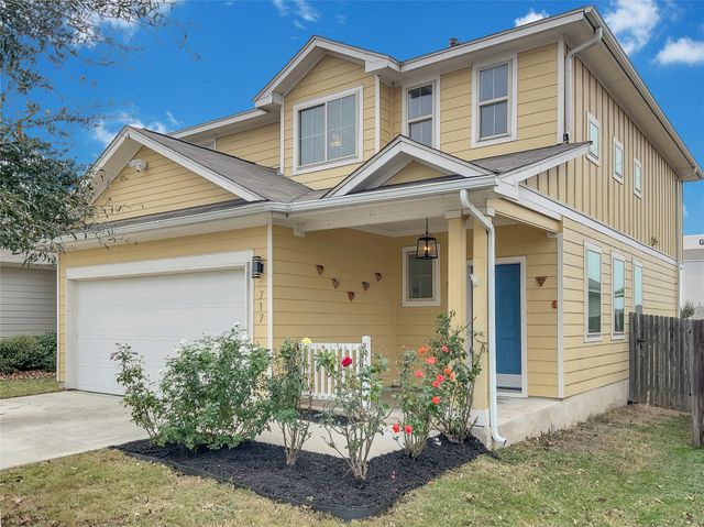 717 Twisted Oaks LN, Buda, TX 78610