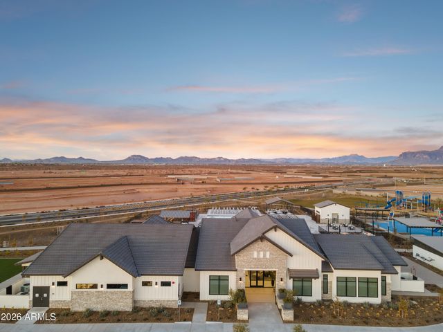 2877 W Stearn Avenue, Apache Junction, AZ 85120