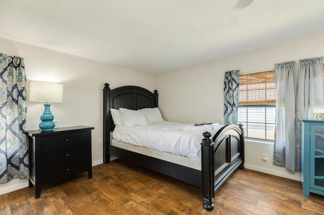 922 Seashell Drive, Surfside Beach, TX 77541