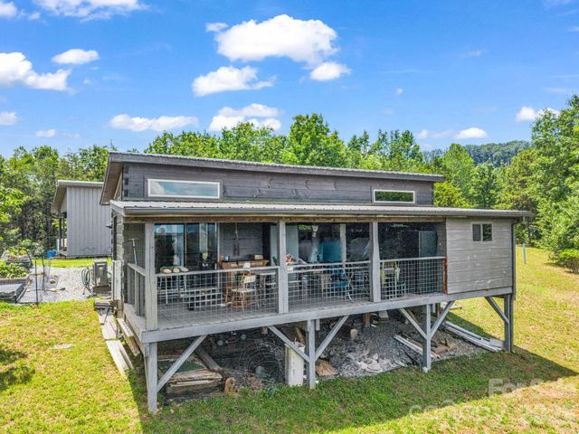 1300 Towery Trace, Ellenboro, NC 28040