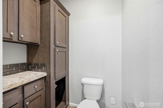 694 E Awa Lane, Camano Island, WA 98282