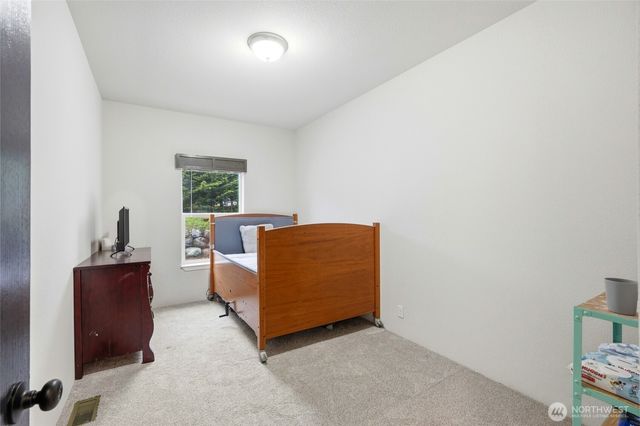 694 E Awa Lane, Camano Island, WA 98282