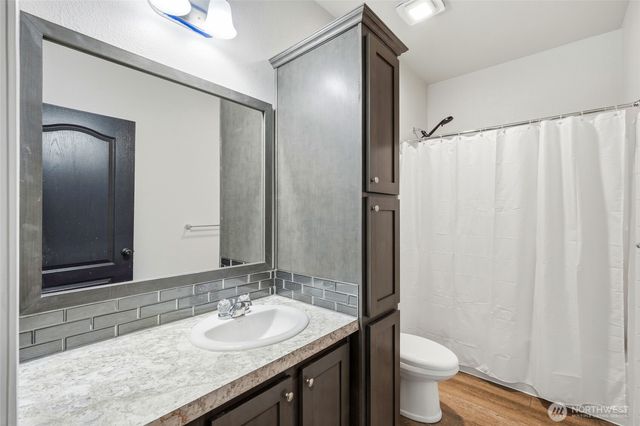 694 E Awa Lane, Camano Island, WA 98282