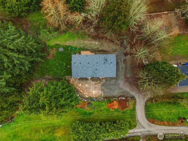 694 E Awa Lane, Camano Island, WA 98282