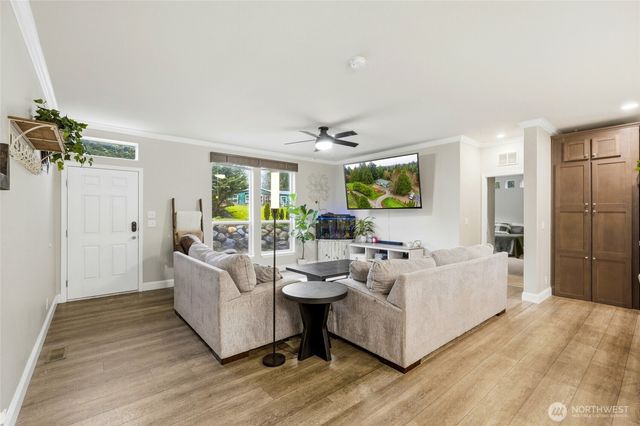 694 E Awa Lane, Camano Island, WA 98282