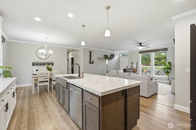 694 E Awa Lane, Camano Island, WA 98282