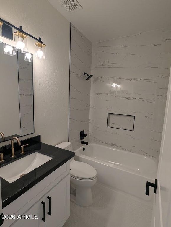 Image 11 of property listing at 11501 E DESERT WILLOW Drive, Scottsdale, AZ 85255