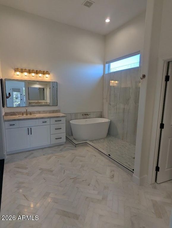 Image 9 of property listing at 11501 E DESERT WILLOW Drive, Scottsdale, AZ 85255