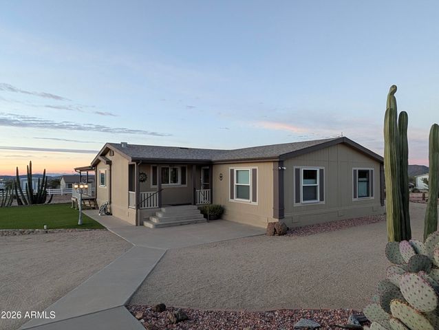 48006 N 41ST Avenue, New River, AZ 85087