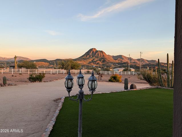 48006 N 41ST Avenue, New River, AZ 85087