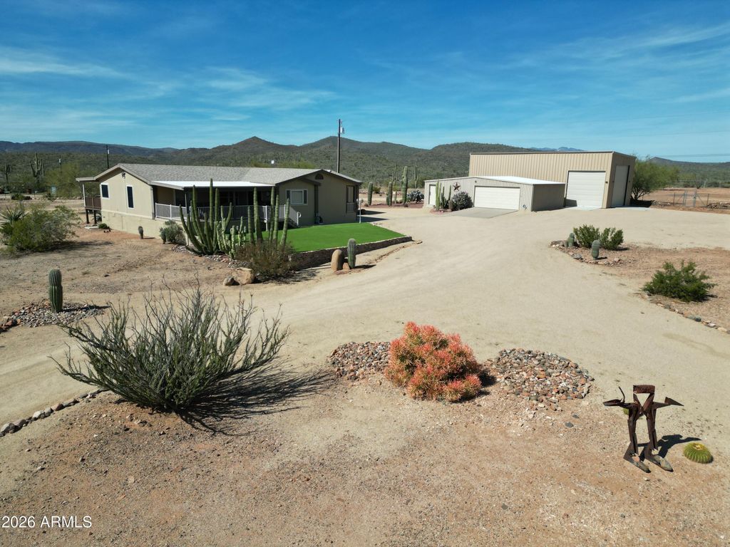 48006 N 41ST Avenue, New River, AZ 85087