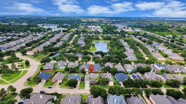 17714 Lakes Of Pine Forest Drive, Houston, TX 77084