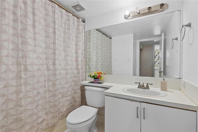 2133 Renaissance Boulevard 205, Miramar, FL 33025