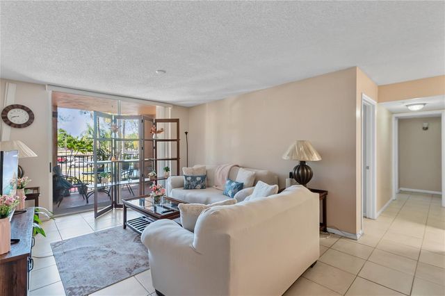2133 Renaissance Boulevard 205, Miramar, FL 33025
