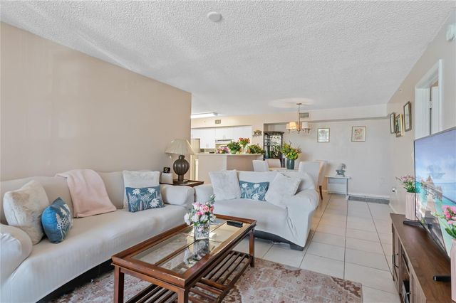 2133 Renaissance Boulevard 205, Miramar, FL 33025
