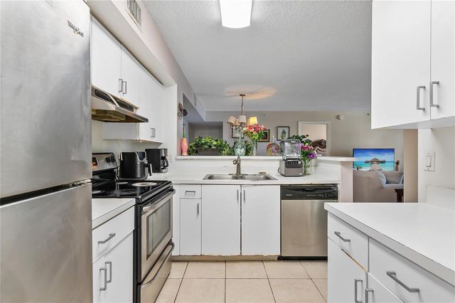 2133 Renaissance Boulevard 205, Miramar, FL 33025