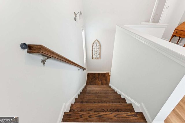 7330 Winthrop Road, Alpharetta, GA 30005