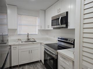 11477 NW 39th Ct 205-1, Coral Springs, FL 33065