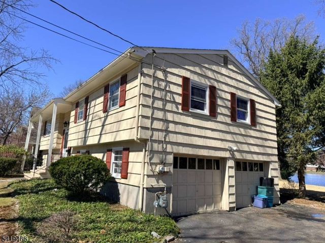 32 Lake Dr, Parsippany-troy Hills Twp., NJ 07005