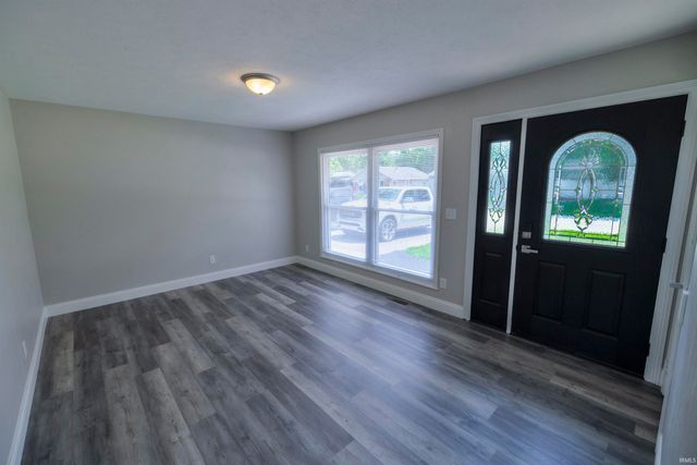 104 Creekview Drive, Lafayette, IN 47909