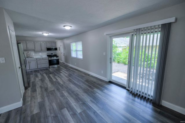 104 Creekview Drive, Lafayette, IN 47909