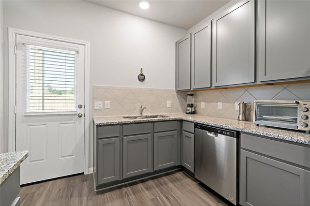 13770 Goldeye Drive, Conroe, TX 77384