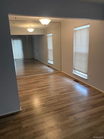 24731 Meadow Lane Lane 42, Harrison Charter Township, MI 48045