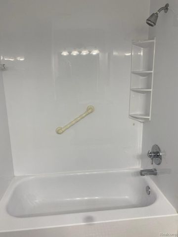 24731 Meadow Lane Lane 42, Harrison Charter Township, MI 48045