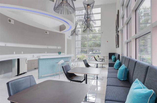3660 Richmond St Avenue 108, Houston, TX 77046