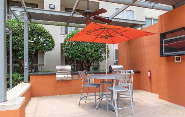 3660 Richmond St Avenue 108, Houston, TX 77046