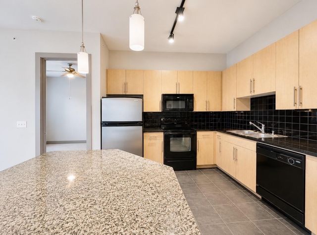 3660 Richmond St Avenue 108, Houston, TX 77046