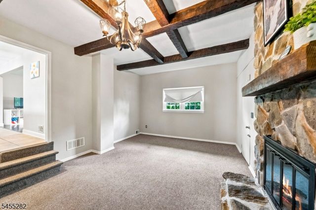 20 Claremont Dr, Hillsborough Twp., NJ 08844