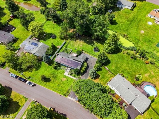 20 Claremont Dr, Hillsborough Twp., NJ 08844