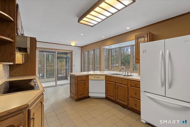 1405 Dunbar Hill Road, Hamden, CT 06514