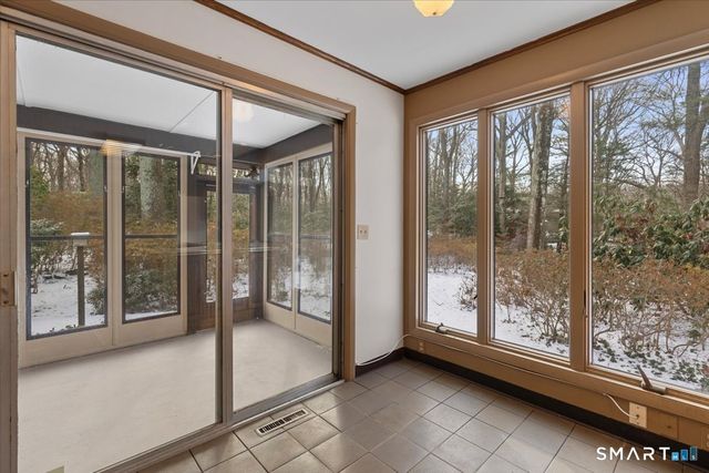 1405 Dunbar Hill Road, Hamden, CT 06514