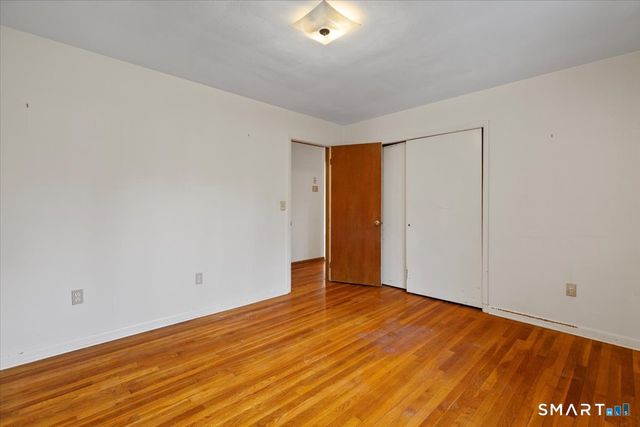 1405 Dunbar Hill Road, Hamden, CT 06514