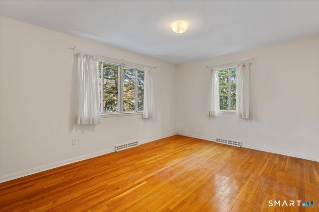 1405 Dunbar Hill Road, Hamden, CT 06514