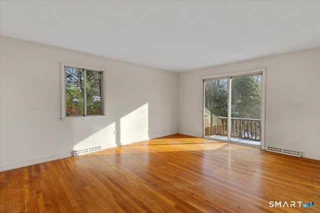 1405 Dunbar Hill Road, Hamden, CT 06514