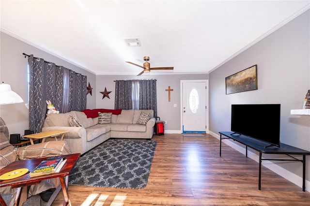 38638 MARSHALL STREET, Umatilla, FL 32784