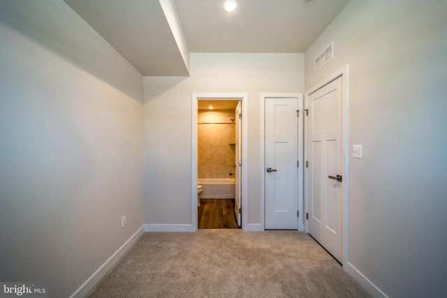 14062 SUNRISE VALLEY DR, Herndon, VA 20171