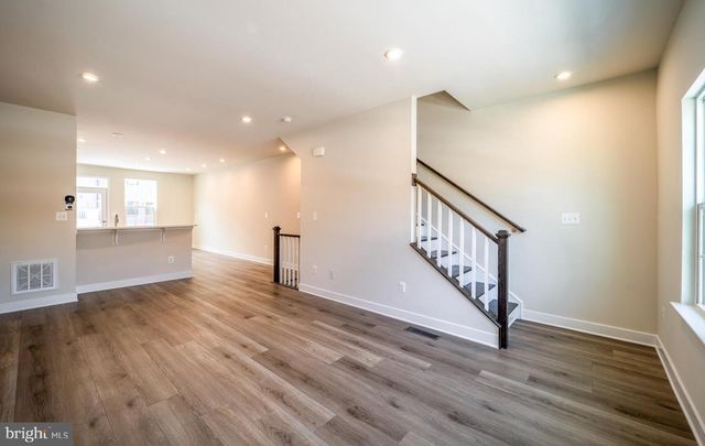 14062 SUNRISE VALLEY DR, Herndon, VA 20171