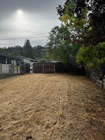 317 Maple Street, Ashland, OR 97520