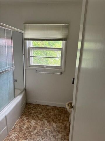 317 Maple Street, Ashland, OR 97520