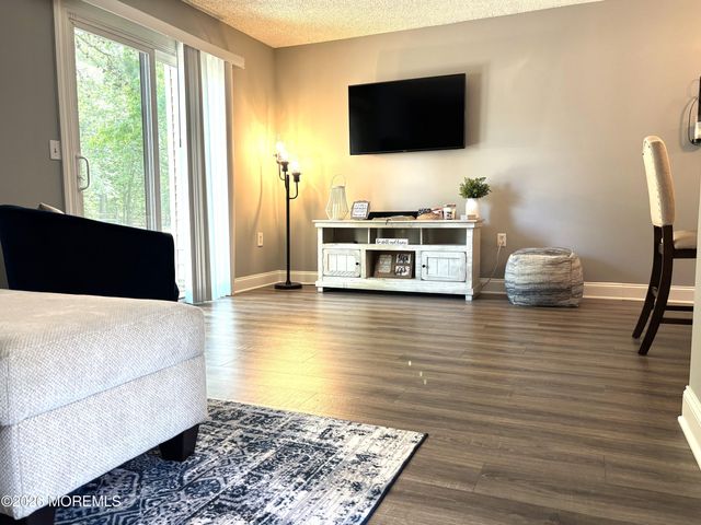 1101 Fern Court, Jackson, NJ 08527