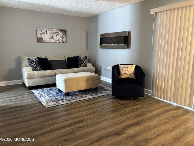 1101 Fern Court, Jackson, NJ 08527